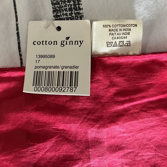 FREE WITH PUTCHASE OF 2 or more items - Picture 2 of 3